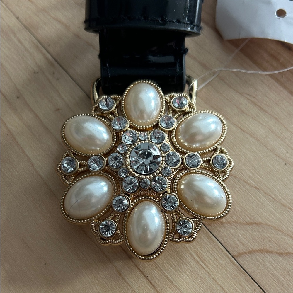 Black Patent Belt with Pearl & Crystal Floral Buckle - Picture 2 of 4